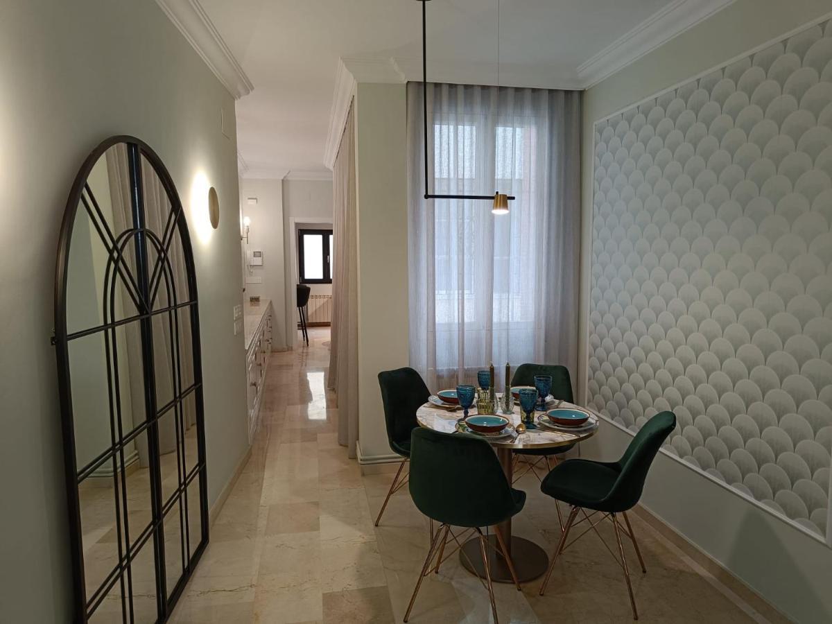 Pie De Torre Catedral Apartment Granada Bagian luar foto